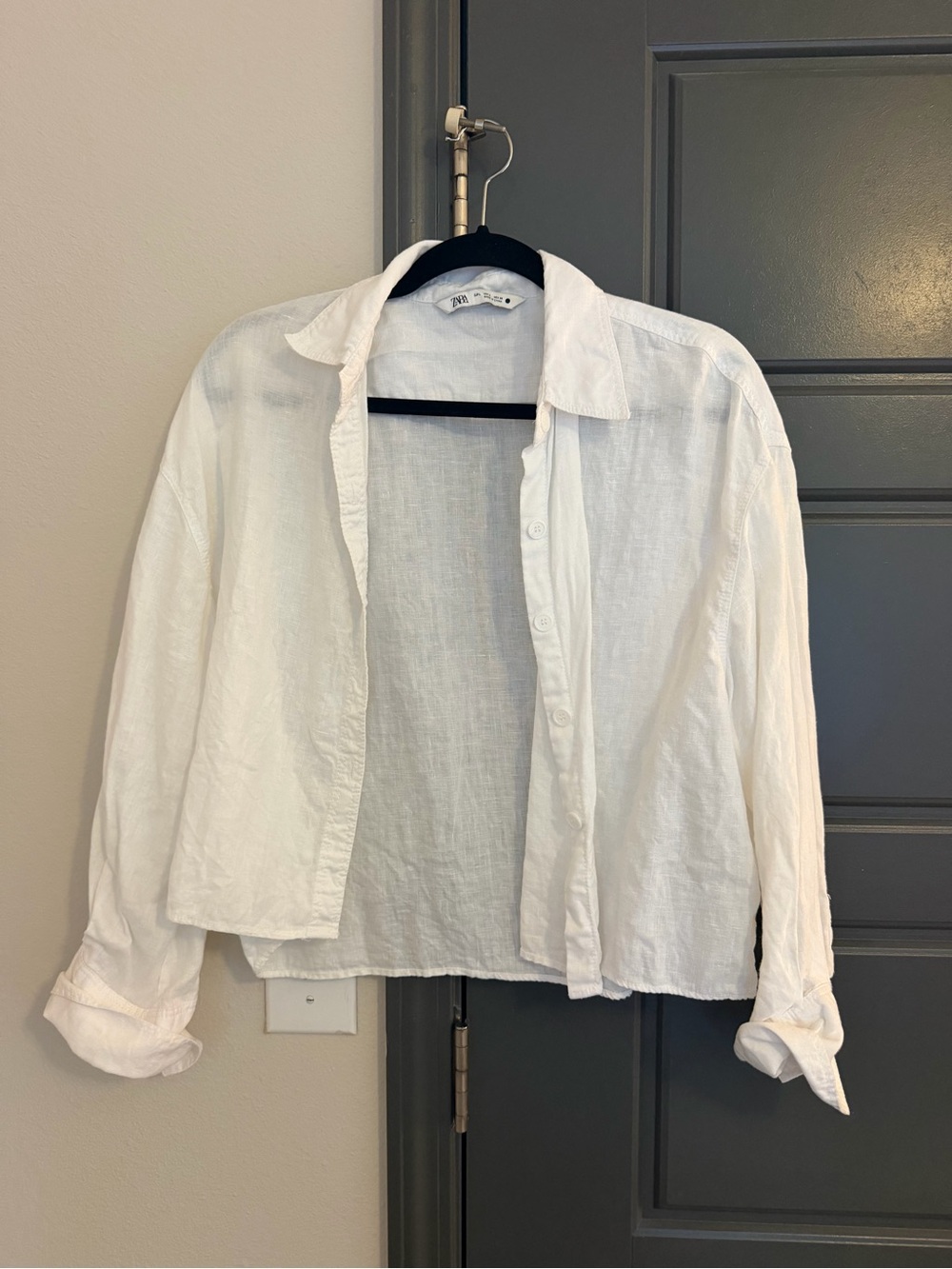 Zara White Lightweight Linen Button-Down Shirt